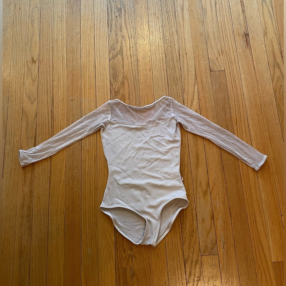 White yumiko style Meagan